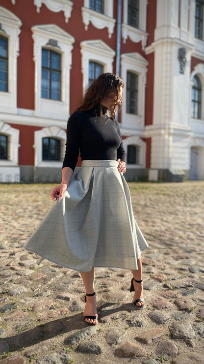 Wool A-line skirt with pockets