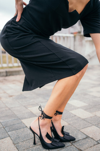 Pencil skirt with pockets