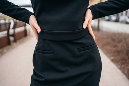 Pencil skirt with pockets